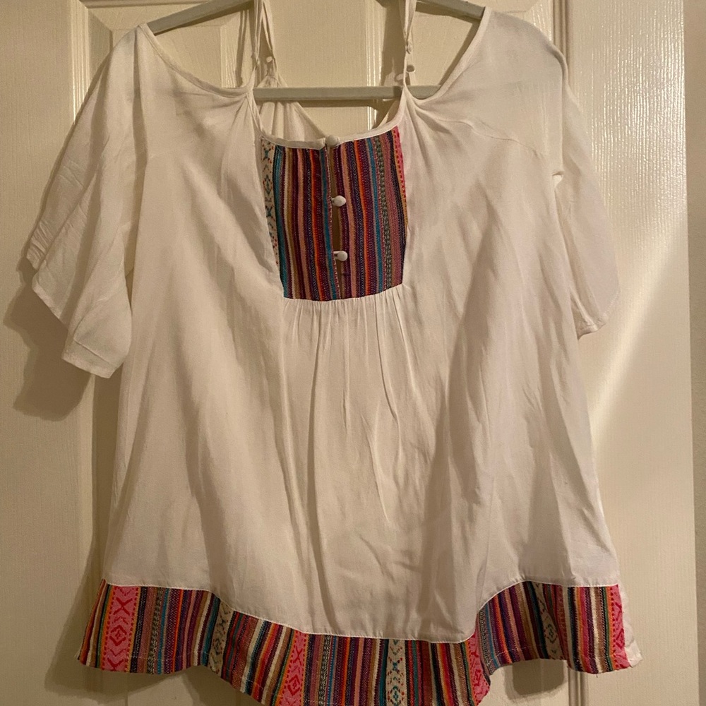 Open shoulder shirt